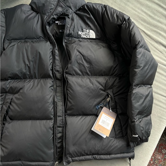 Men’s TNF Retro 1996 Nuptse Jacket - Picture 2 of 3